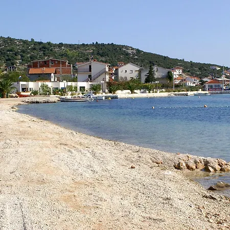 10006a Vinišće